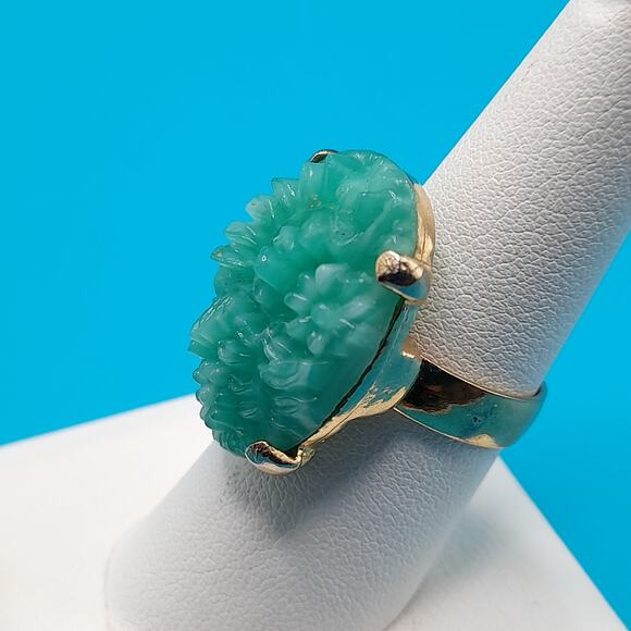 Vintage Faux Jade Flower Carved Ring Adjustable, US Size 8, Gold Tone - Picture 11 of 14